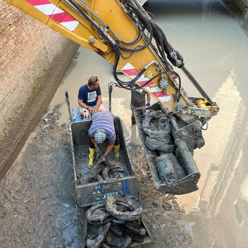 LAVORI MANUTENZIONE 